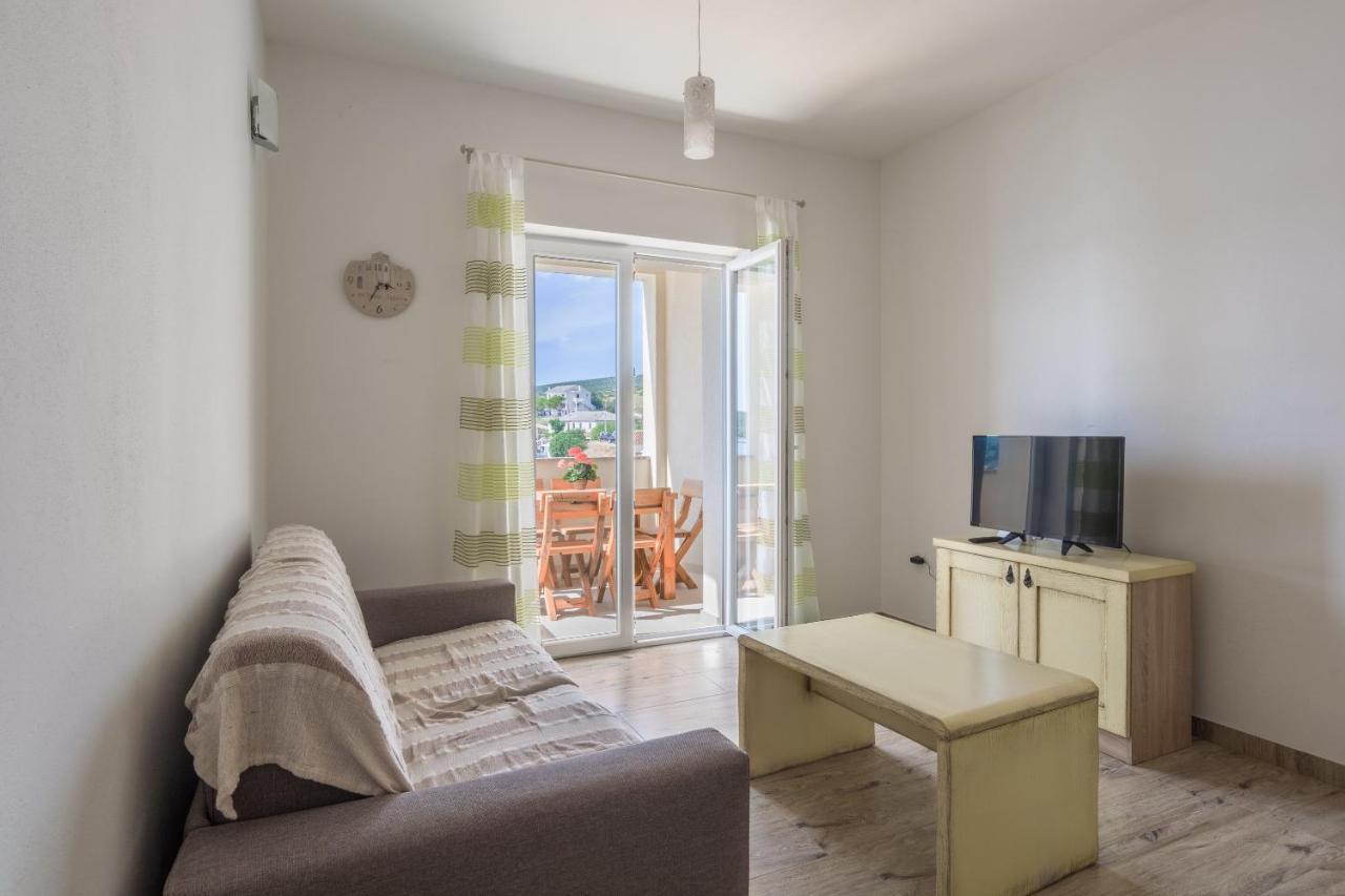 Apartments By The Sea Simuni, Pag - 18386 Kolan Luaran gambar
